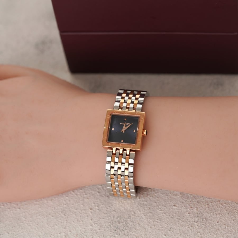 ساعة aigner