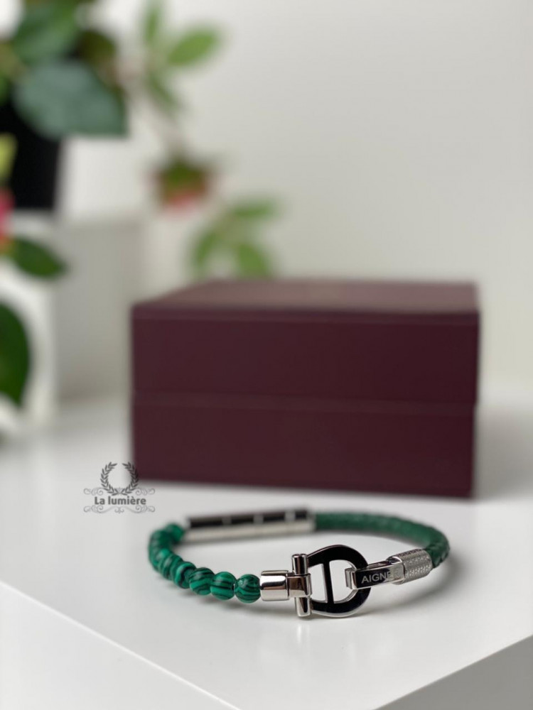 اسوارة aigner
