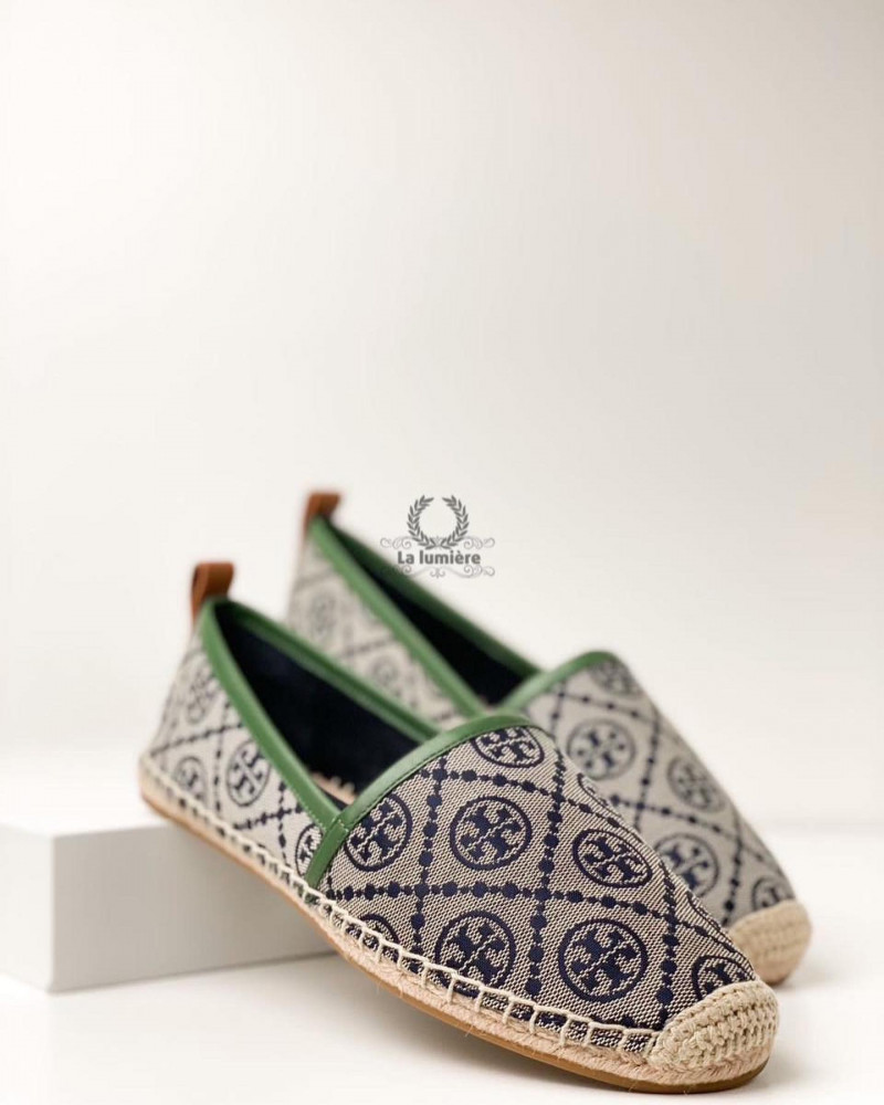 حذاء tory burch
