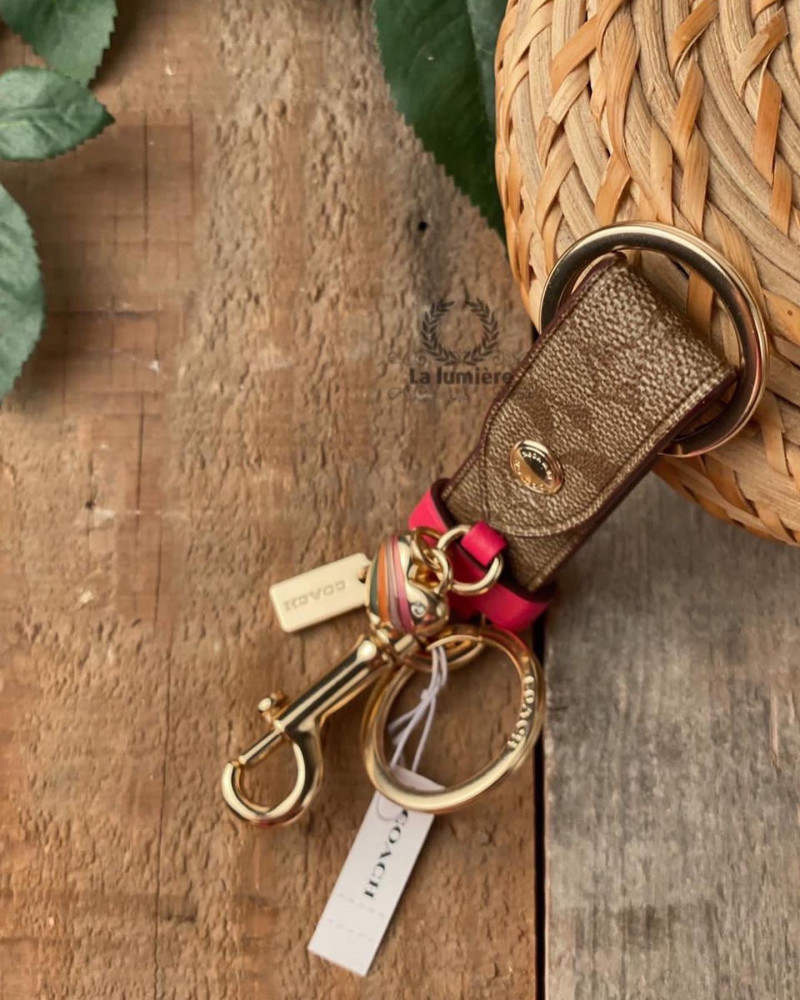 ميدالية coach