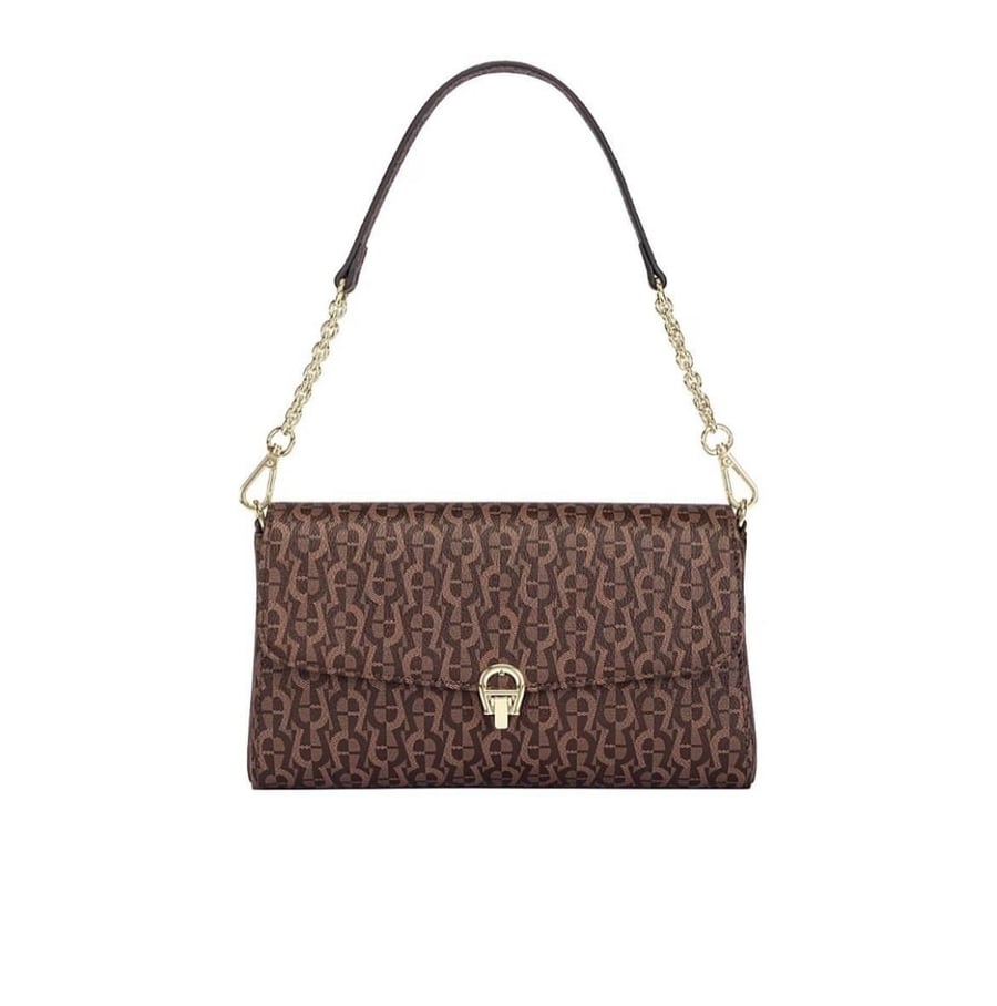 شنطة aigner