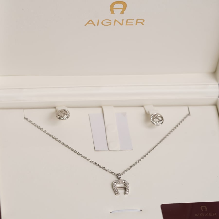 طقم aigner سلسال + حلق