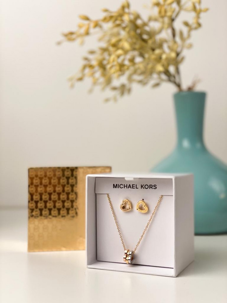 طقم حلق + سلسال Michael kors