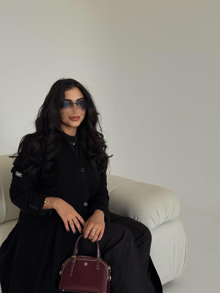 عبايه بليزر قصه رسمي بكسرتين من الامام والخلف