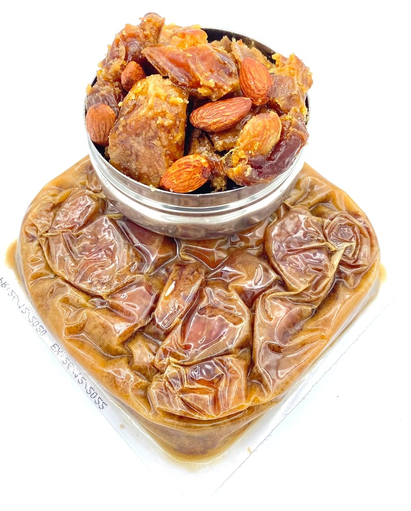 خلاص مجروش فاخر محشي باللوز 6kg