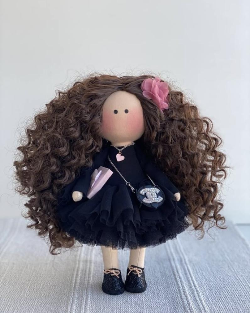 دمية لبنى 1
