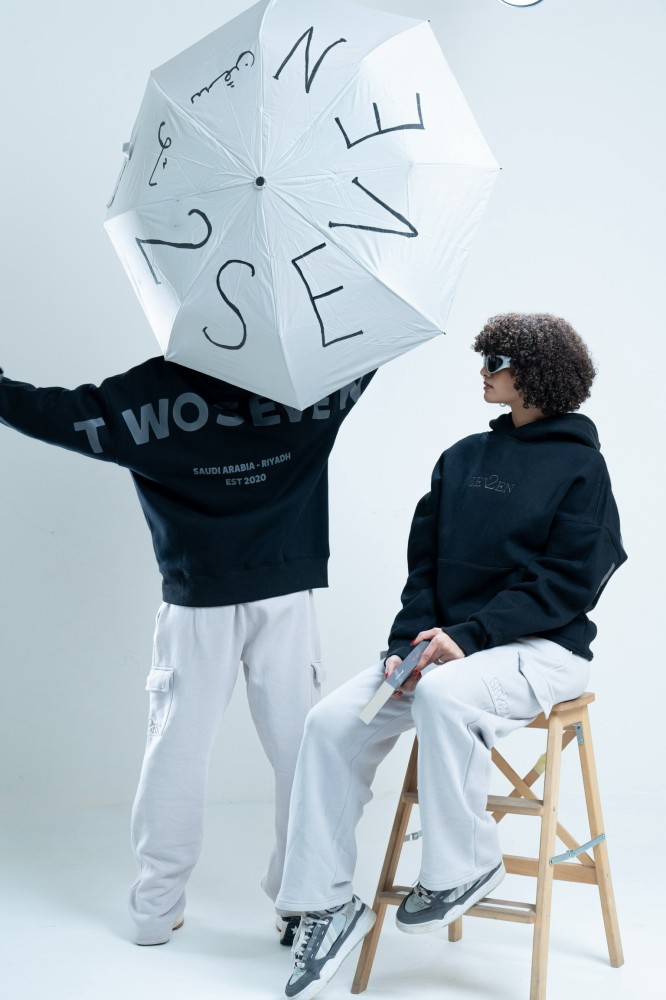 2SEVEN Oversize Hoodie - Black