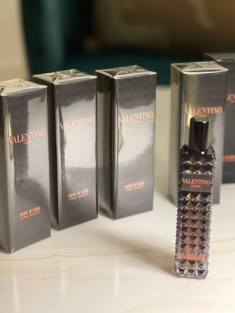 عطر فالنتينو الاسود