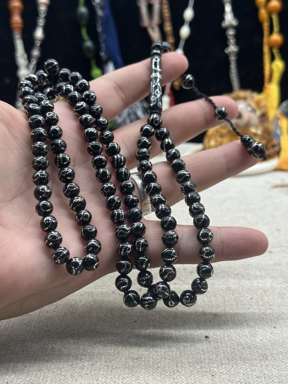 مسباح كوك مطعم فضه بالكامل ( اسماء الله الحسنى ) ٩٩ خرزه ٨ مل