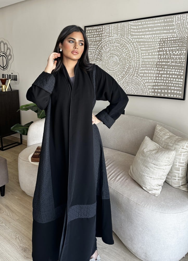 ‏عباية كريب كلوش عباية كريب  أسود مع  ركامه  مشجر  مع الطرحة