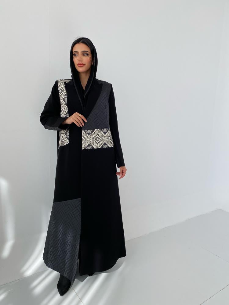 عباية بليزر رسمية يومية .