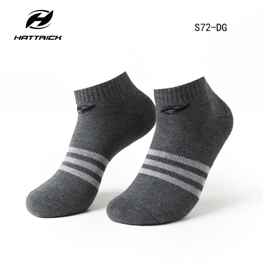 Short striped sock set