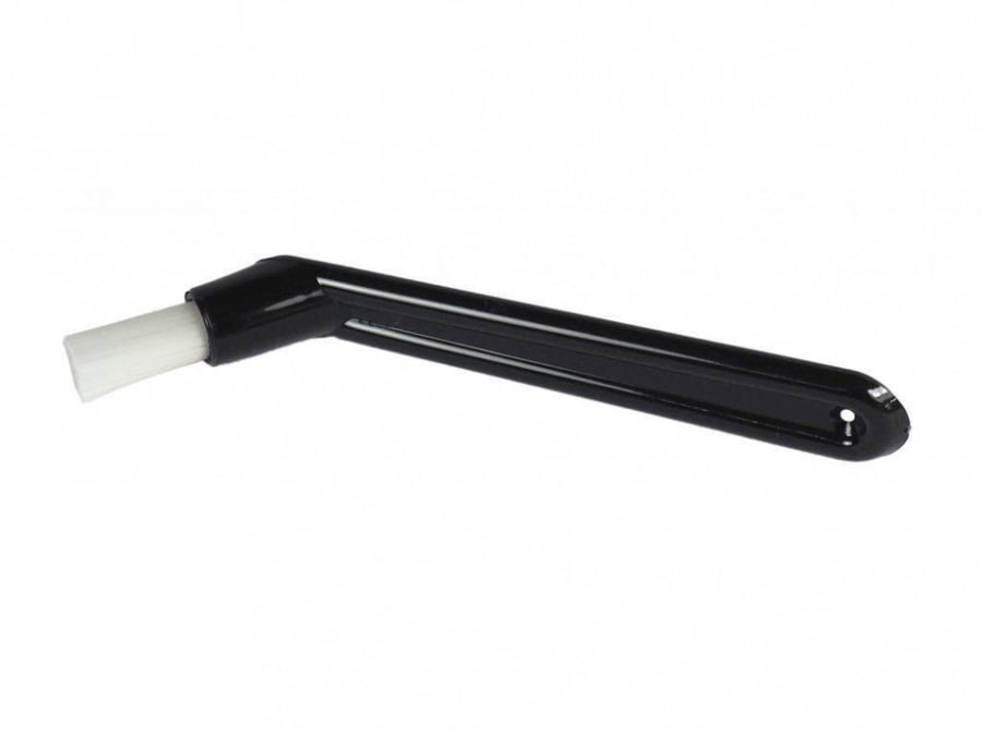Cleaning brush