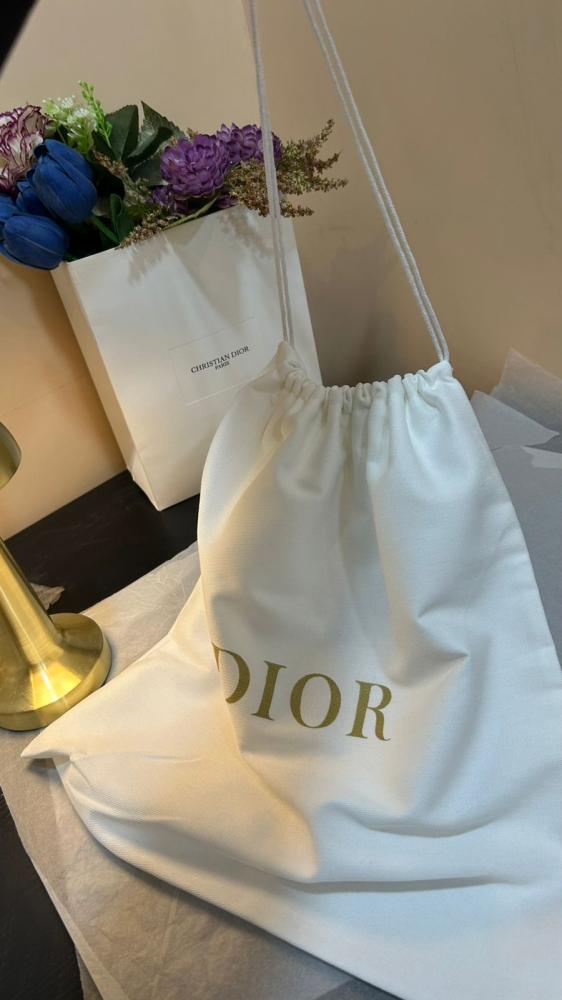 دست باق Dior  للشنط