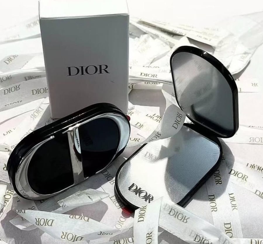 Dior Mirror and holder phone