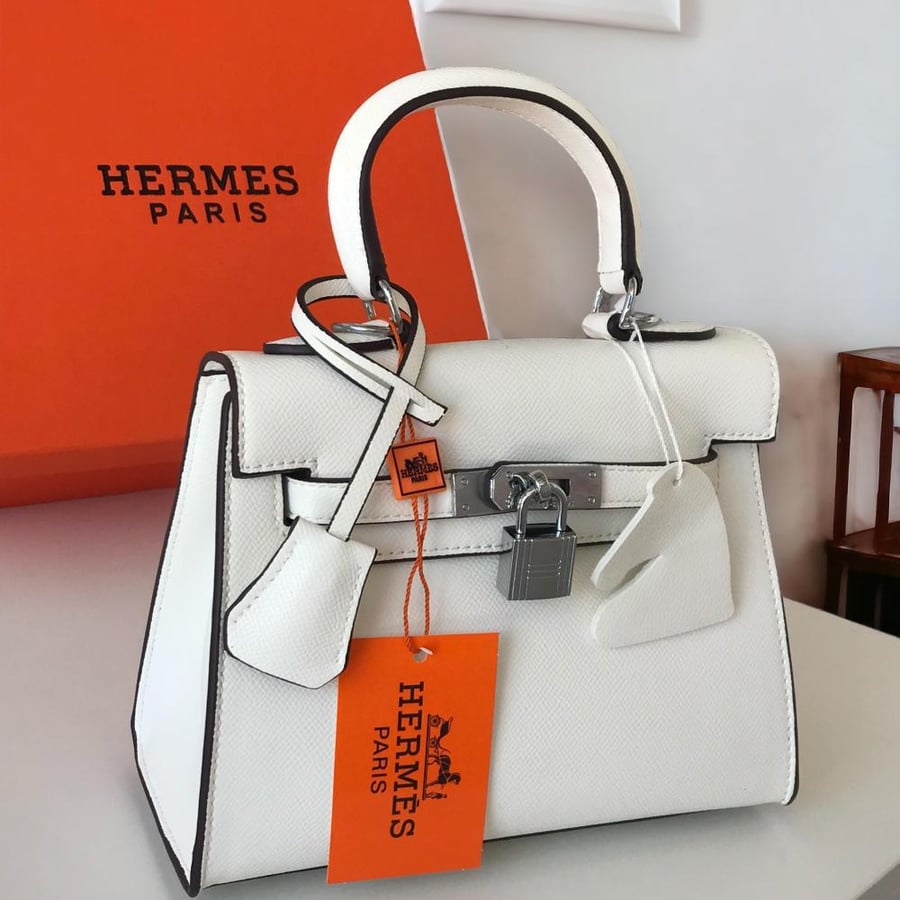 حقيبه نسائيه من Hermès