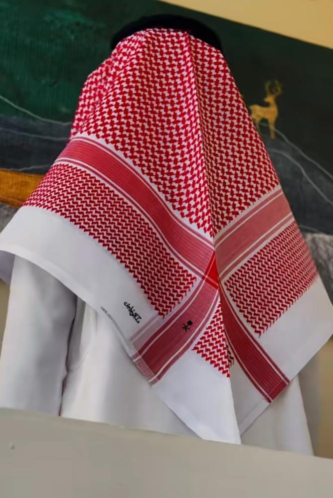 عرض ملكي شماغين ملكي خاص غامق الإصدار الجديد 2026