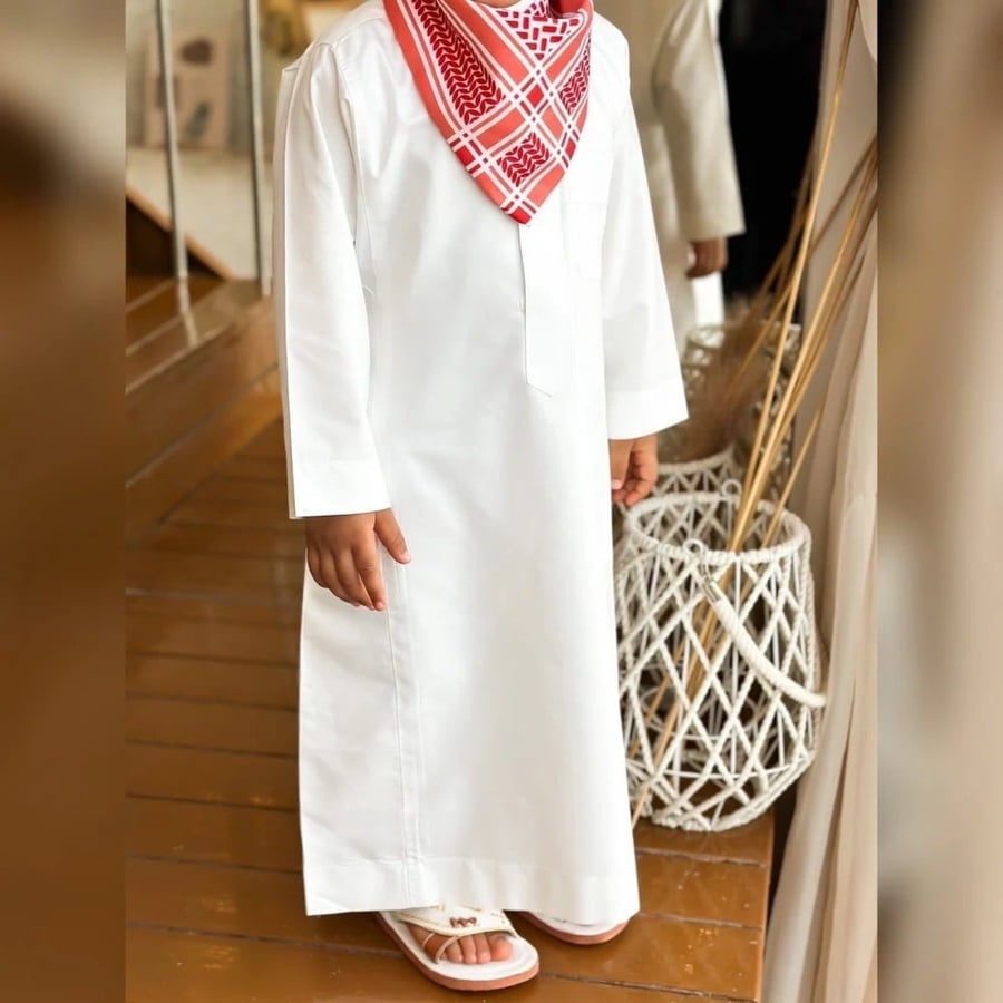 طقم ثوب ومريله