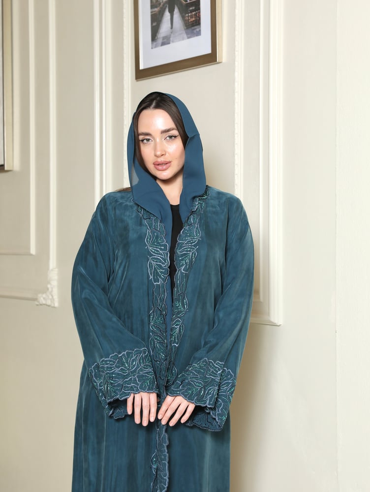 عباية ملونة فاخرة أكون كوتور