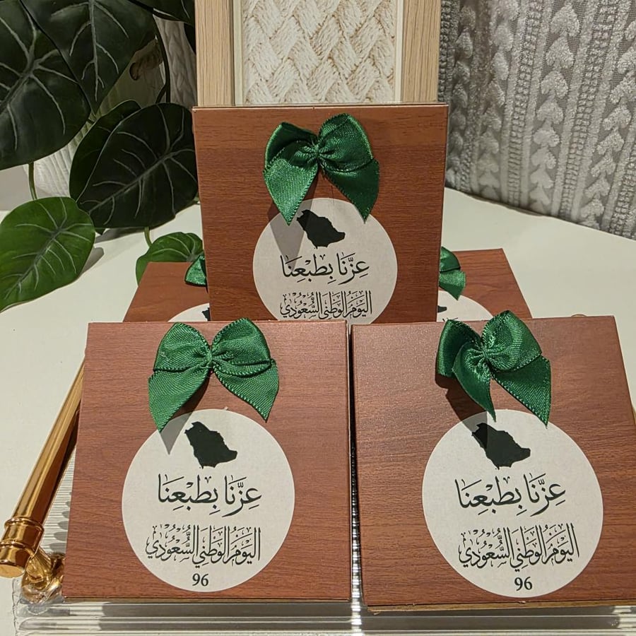 6 تولات بالعلب وثيم اليوم الوطني السعودي