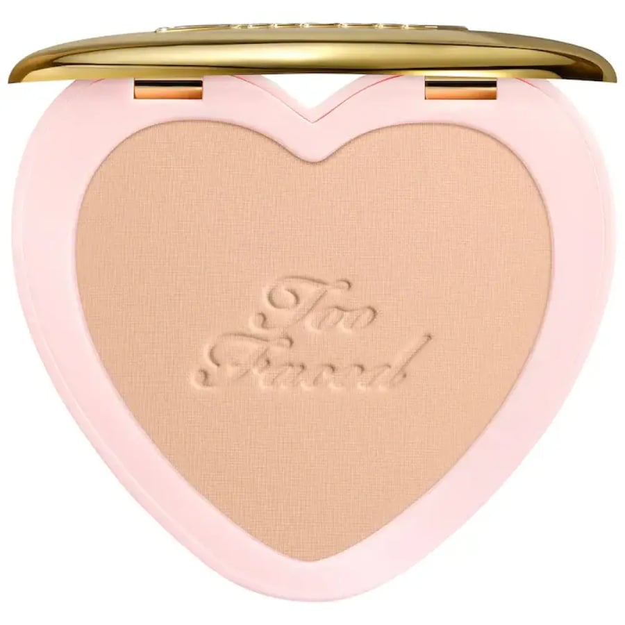 Too Faced  Born This Way Soft Blur Flexible Finish Setting Powder