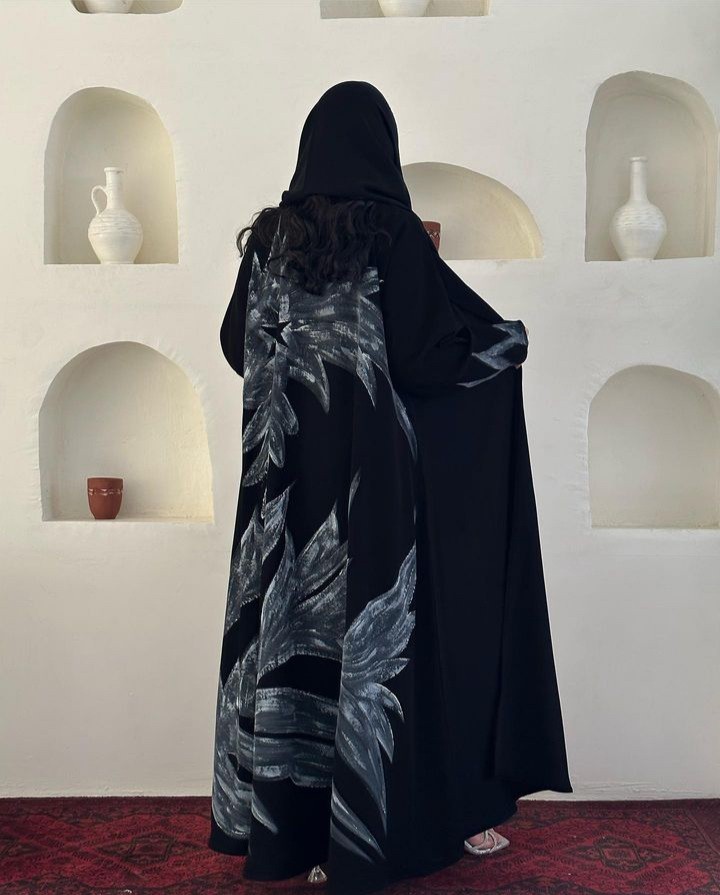 عبايه رسم يدوي