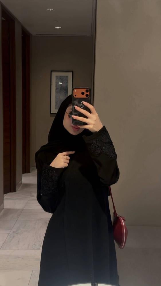 عباية سرا