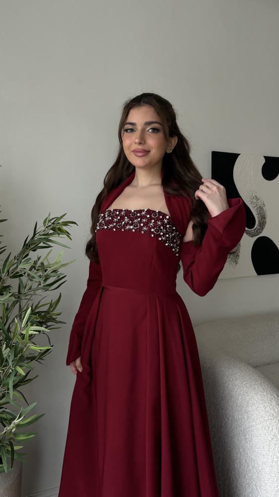 فستان برغندي مميز