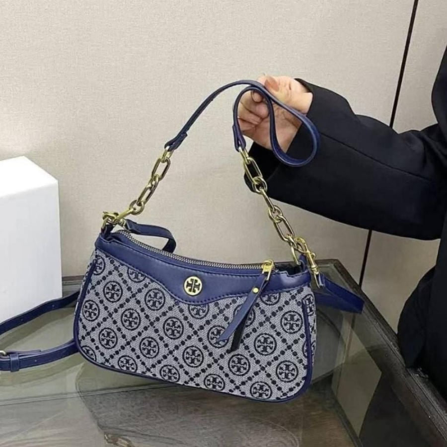 حقيبة كتف من مجموعة توري بورش (Tory Burch)