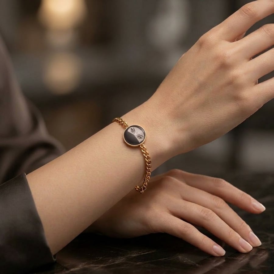 A bracelet with your picture, and we write on the back letters, or date, or words of your choice