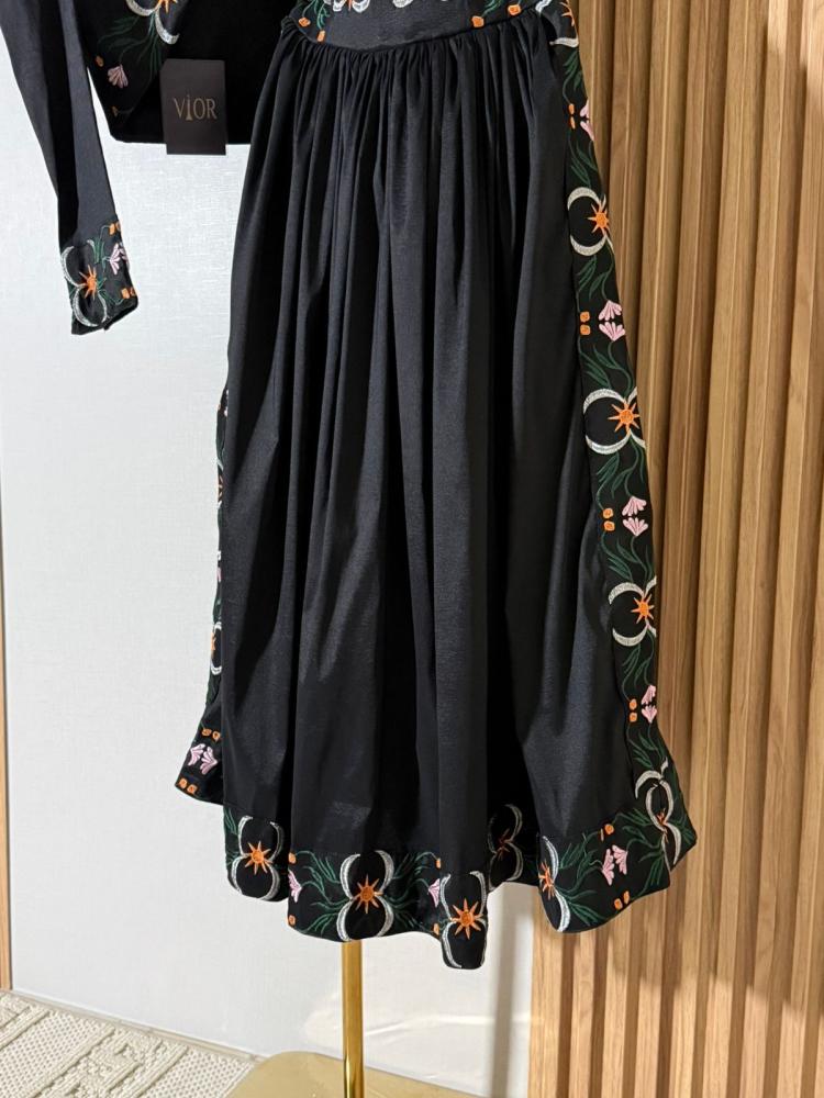 Amjad black dress