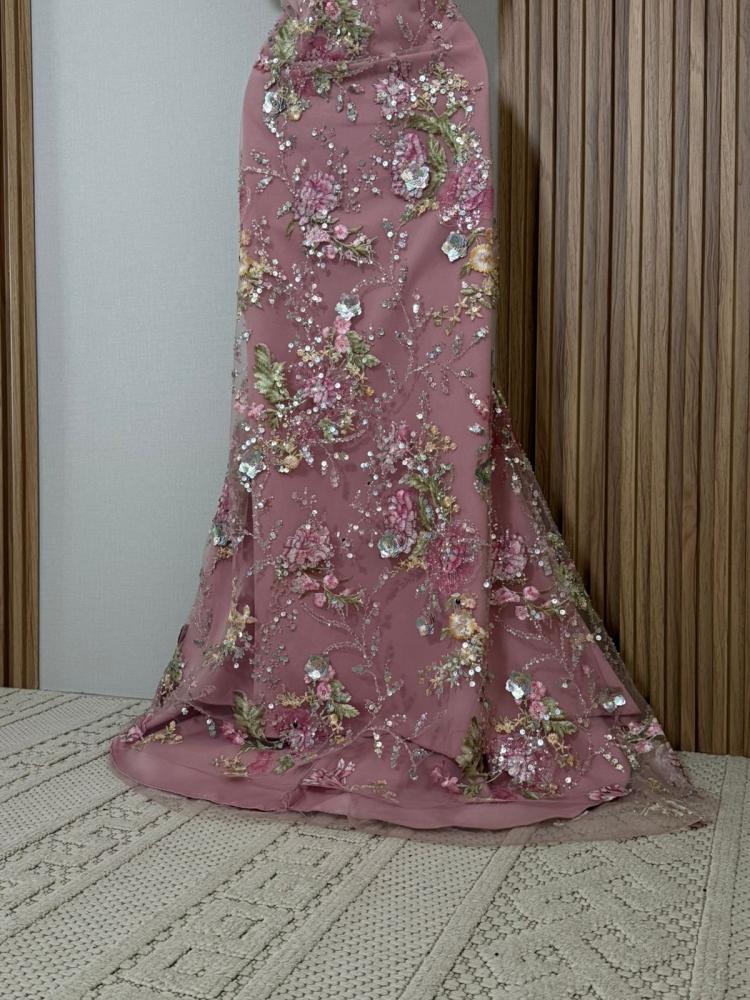 Rose dress
