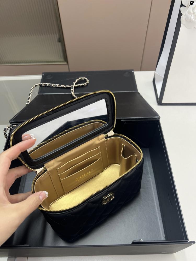 Chanel (black)