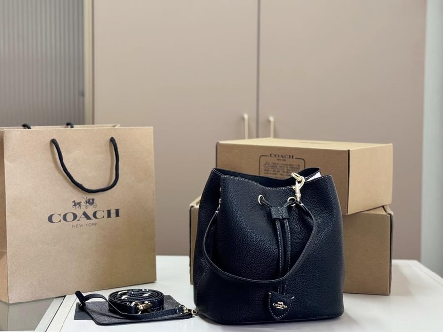 حقيبة كوتش ( اسود ) Coach Rowan bag