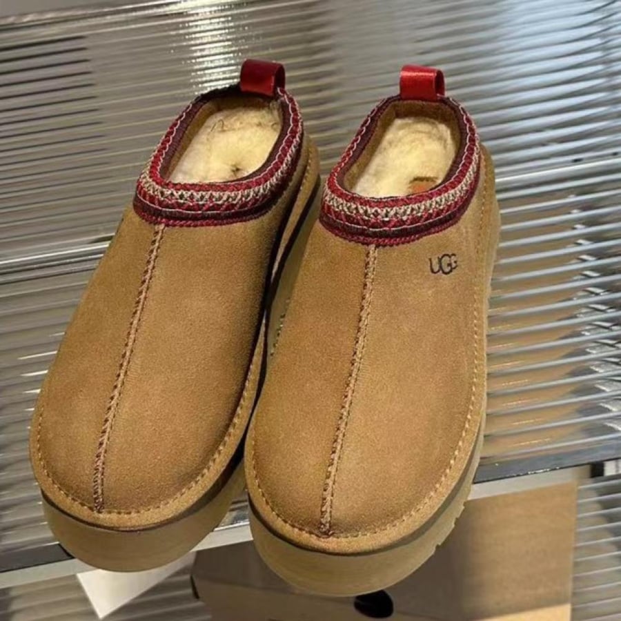 UGG shoe