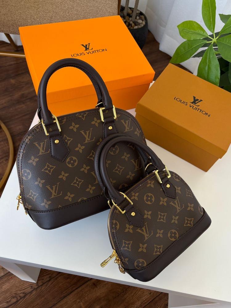 شنط LV