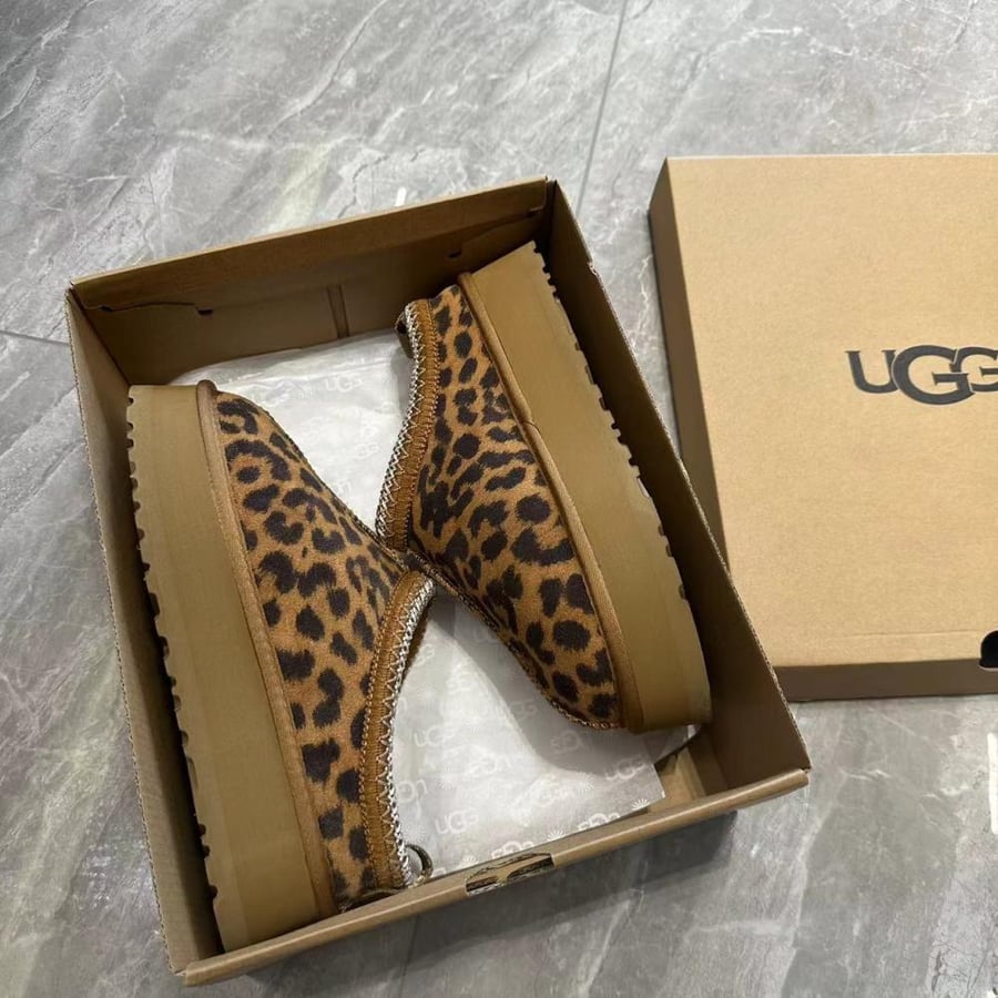 UGG shoe