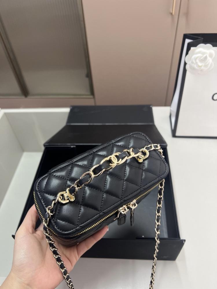 Chanel (black)