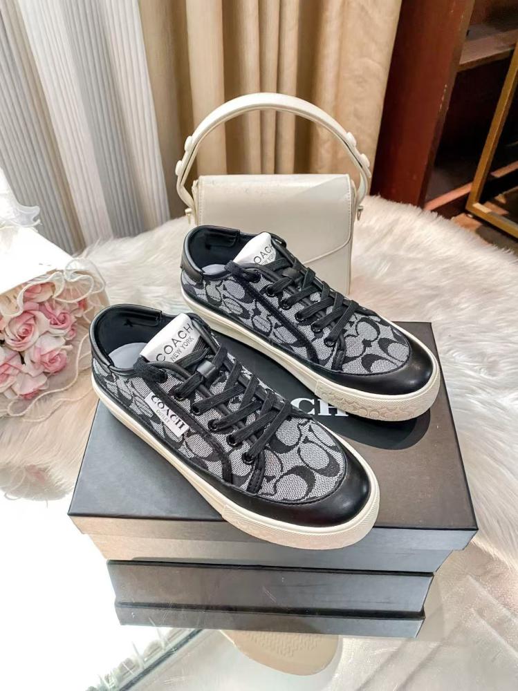 Coach Shoes شوز كوتش اسود