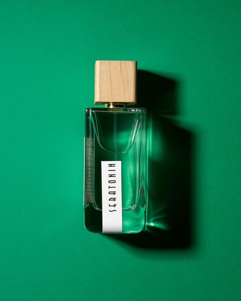 عطر إن سيراتونين هابينيس إنسايد