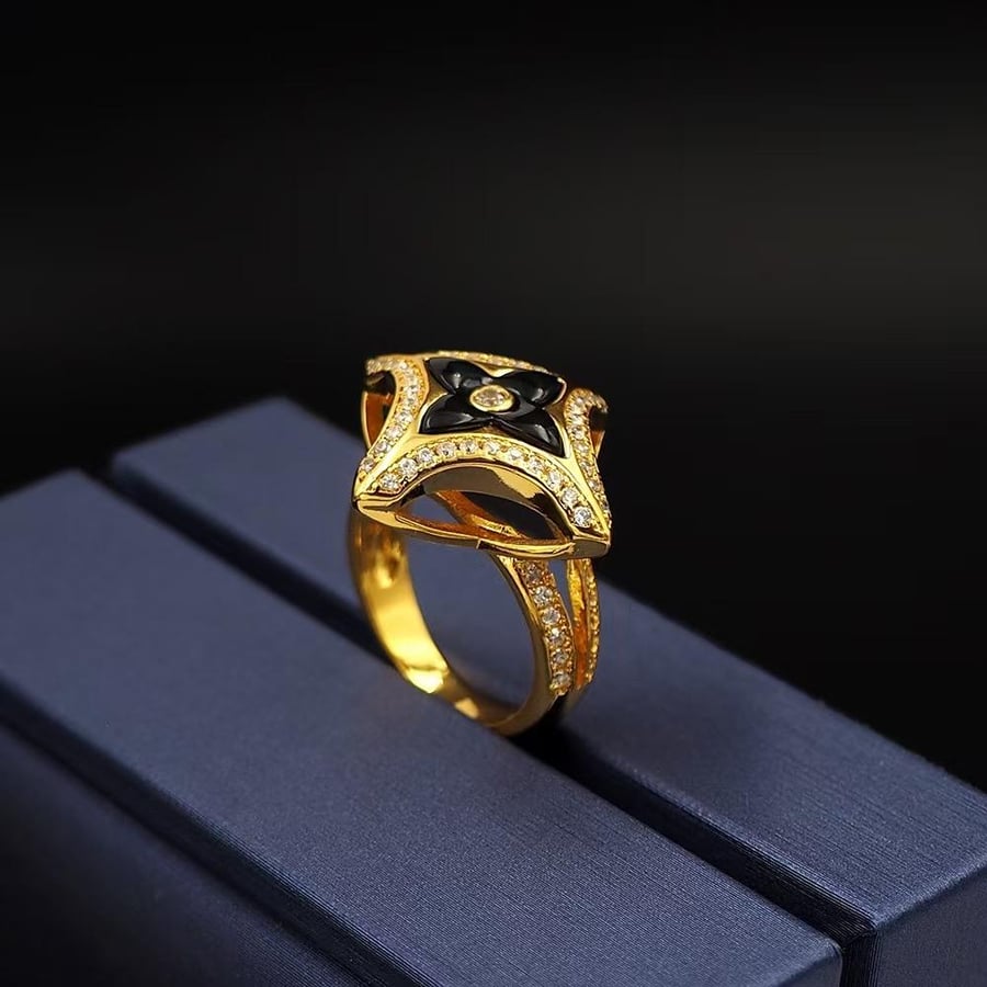 Louis Vuitton ring