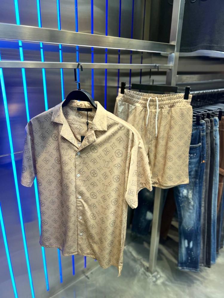 Summer set, Louis Vuitton brand