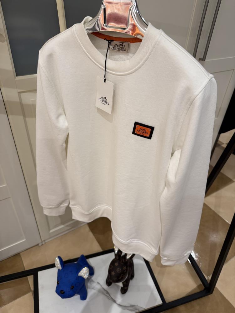 Hermes winter T-shirt