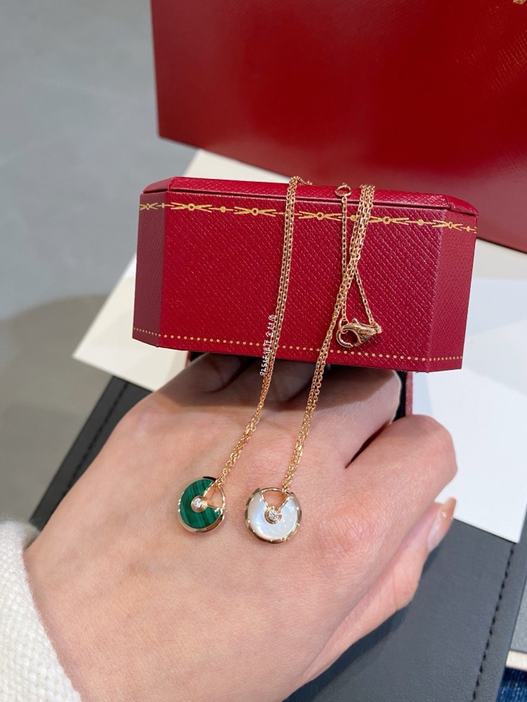 Cartier Master necklace