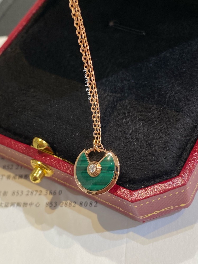 Cartier Master necklace
