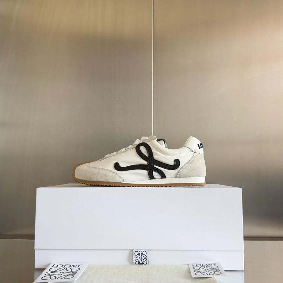 Louis shoe (women's)