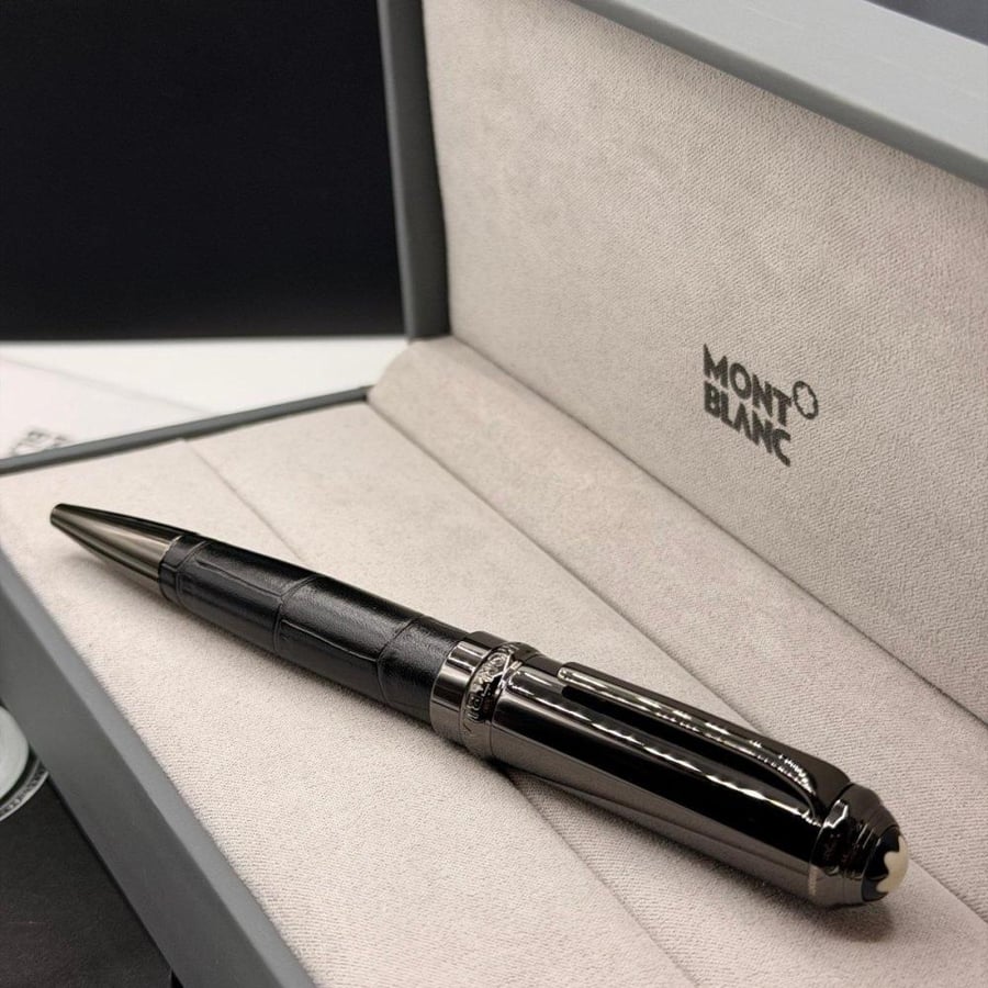 Montblanc pen - leather