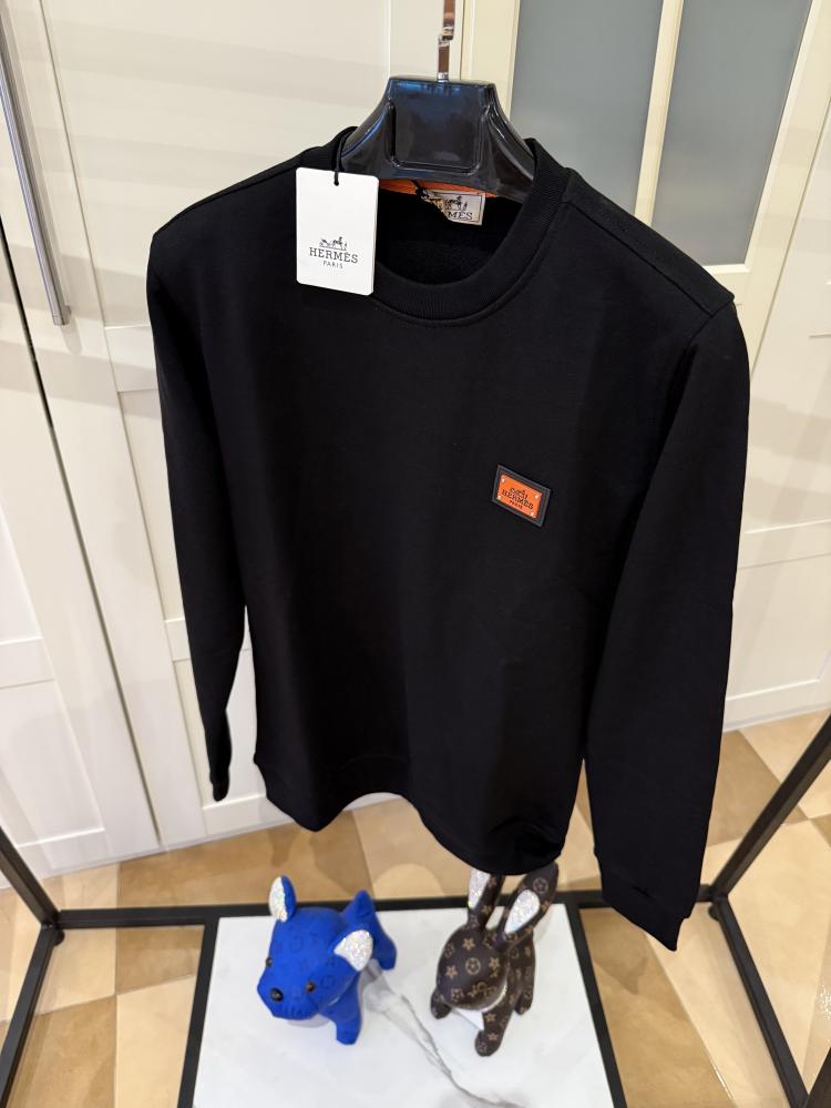 Hermes winter T-shirt
