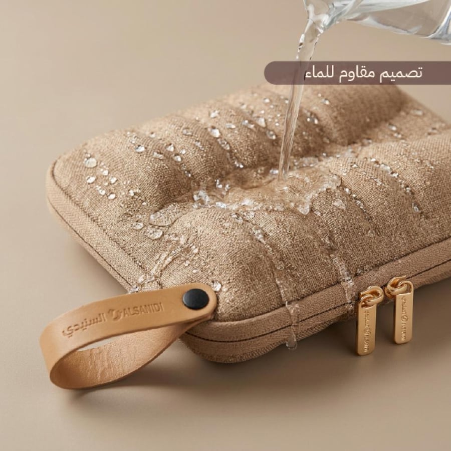 حقيبة بنسيج مقاوم للماء بتصميم عصري تحمي فناجيل السيراميك من الكسر