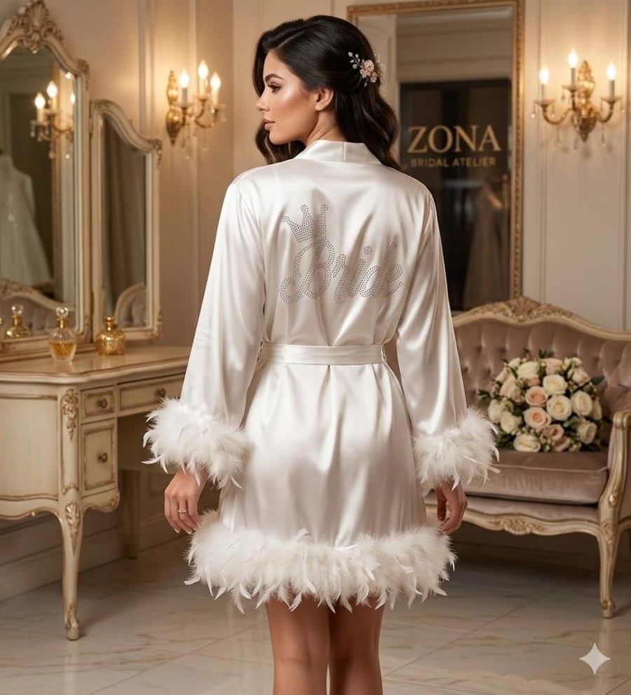 روب عروسه ستان حريري مزين بالريش